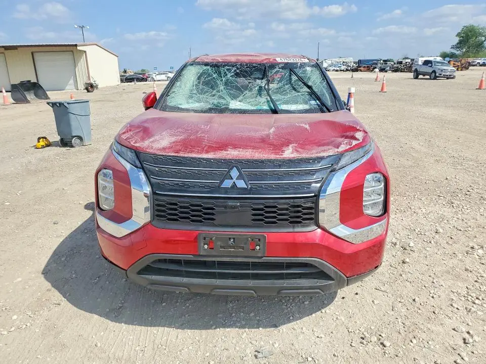 2024 MITSUBISHI OUTLANDER ES  