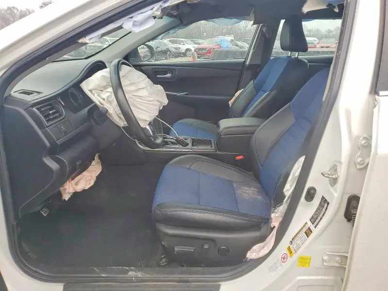 2016 TOYOTA CAMRY   