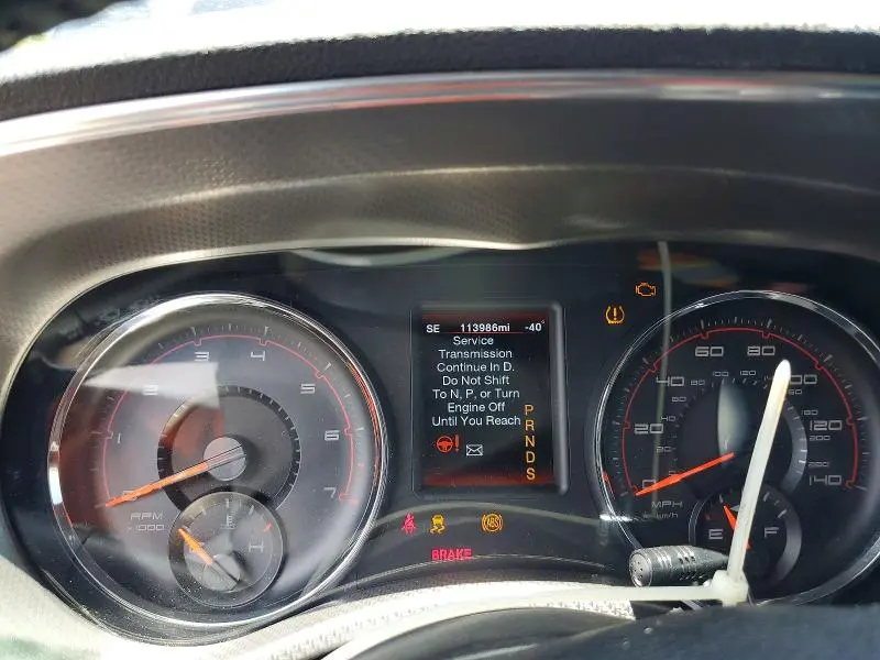 2012 DODGE CHARGER SXT  