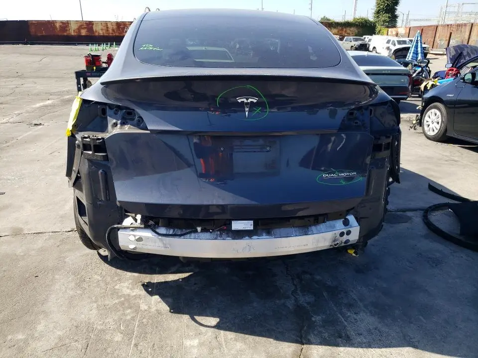 2022 TESLA MODEL Y   