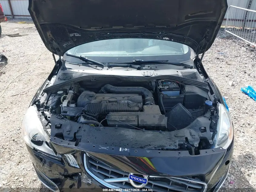 2013 VOLVO S60 T5/T5 PLATINUM/T5 PREMIER/T5 PREMIER PLUS