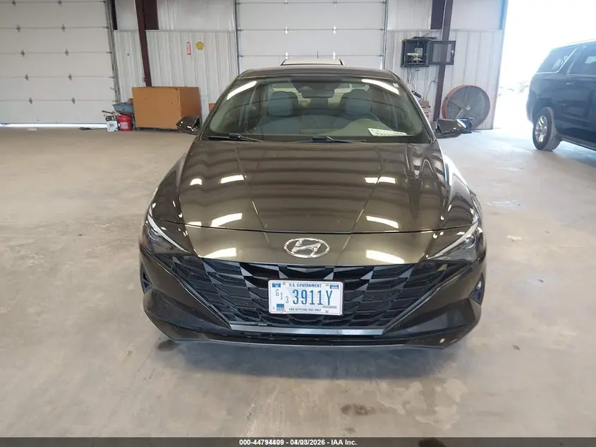 2021 HYUNDAI ELANTRA SE