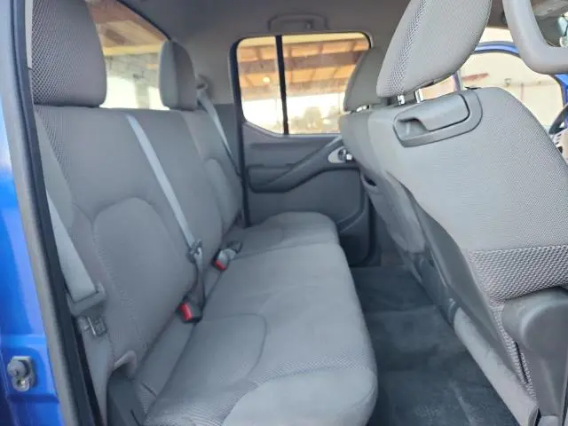 2012 NISSAN FRONTIER S  