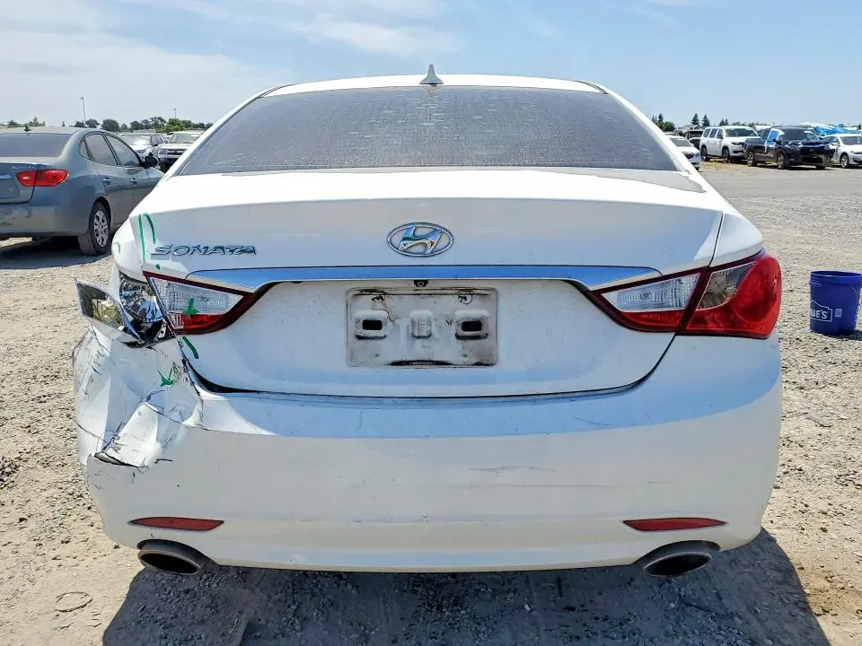 2013 HYUNDAI SONATA SE  