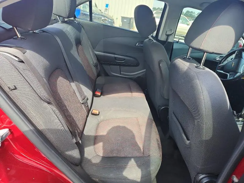 2017 CHEVROLET SONIC LT  