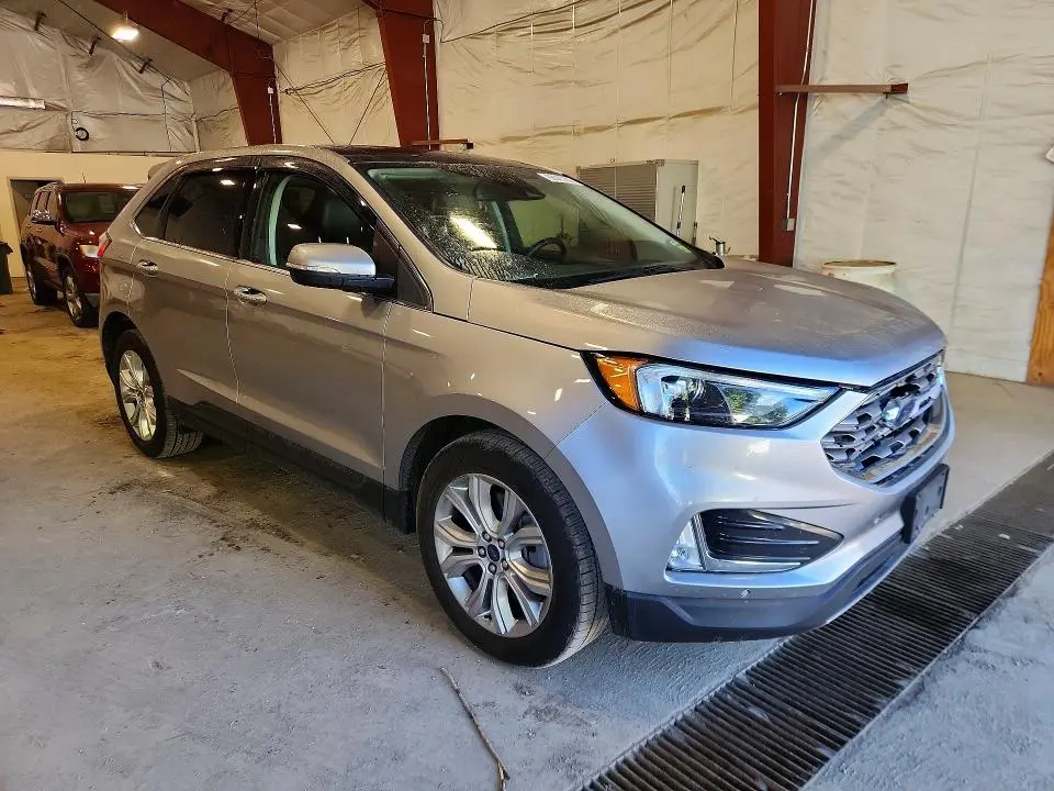 2022 FORD EDGE TITANIUM  