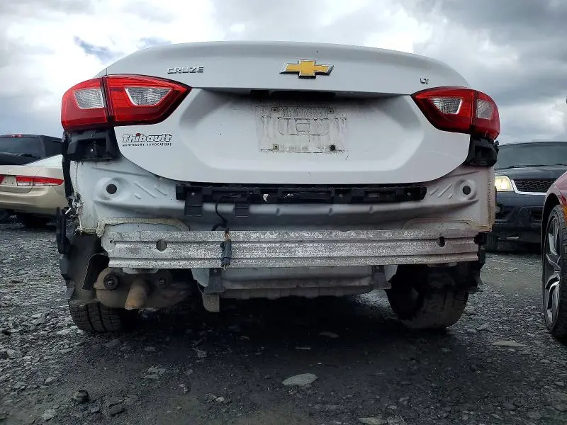 2019 CHEVROLET CRUZE LT  