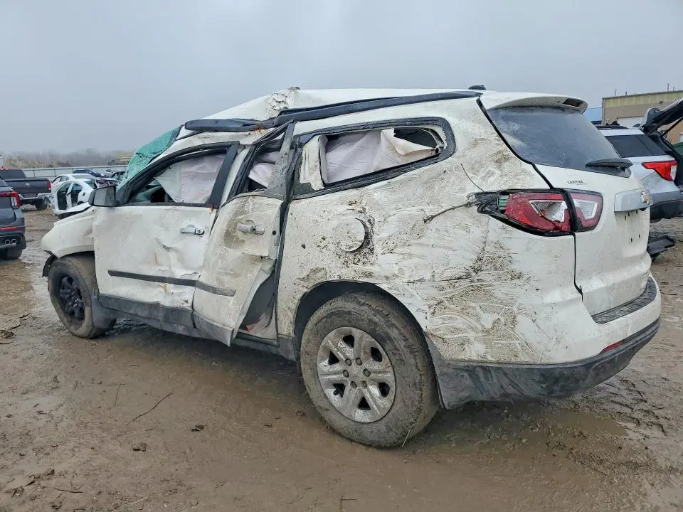 2015 CHEV TRAVERSE LS  