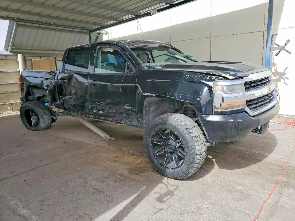 2018 CHEVROLET 1500 SILVE   