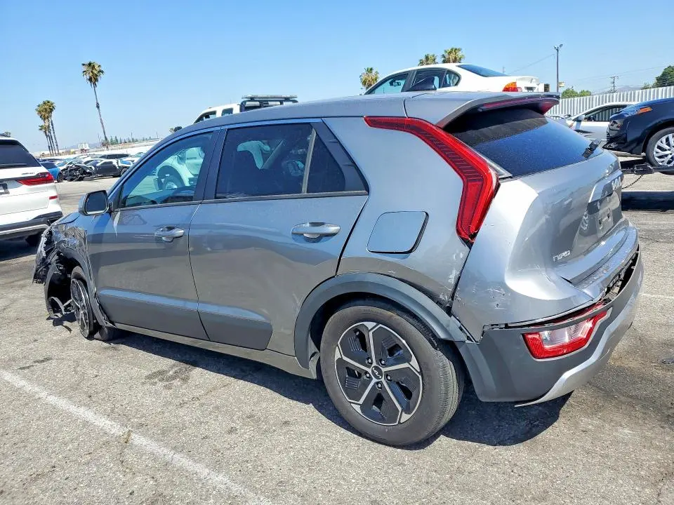 2023 KIA NIRO LX  