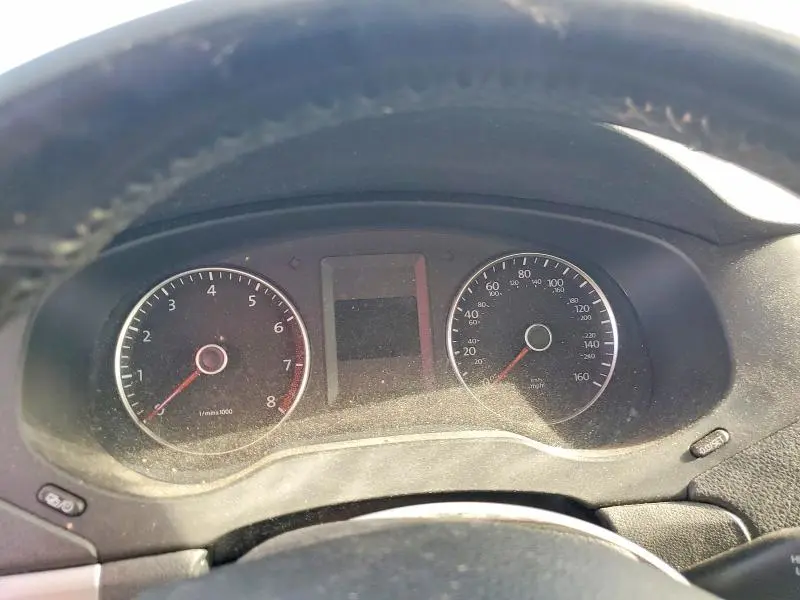 2013 VOLKSWAGEN JETTA SE  