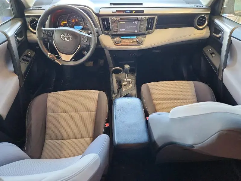 2014 TOYOTA RAV4 XLE  