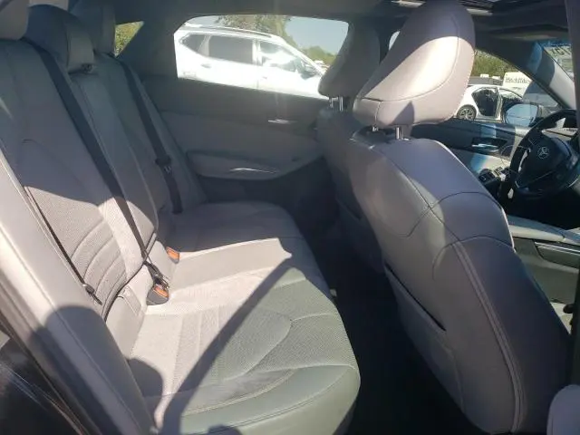 2019 TOYOTA AVALON XLE  