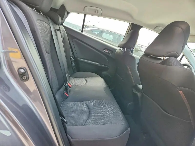 2020 TOYOTA PRIUS LE AWD-E  