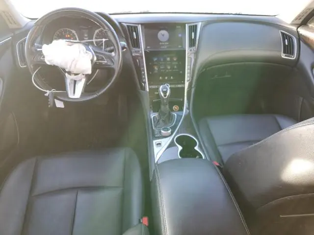 2018 INFINITI Q50 LUXE  