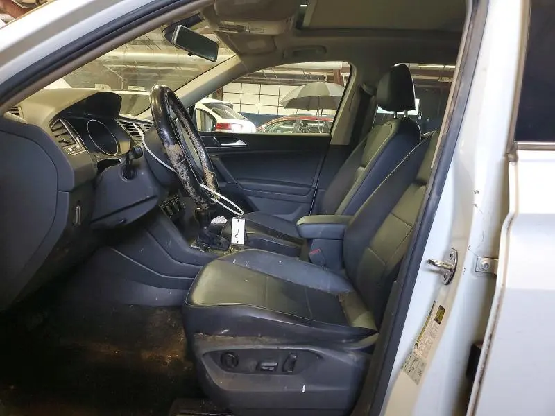 2018 VOLKSWAGEN TIGUAN SE/SEL  