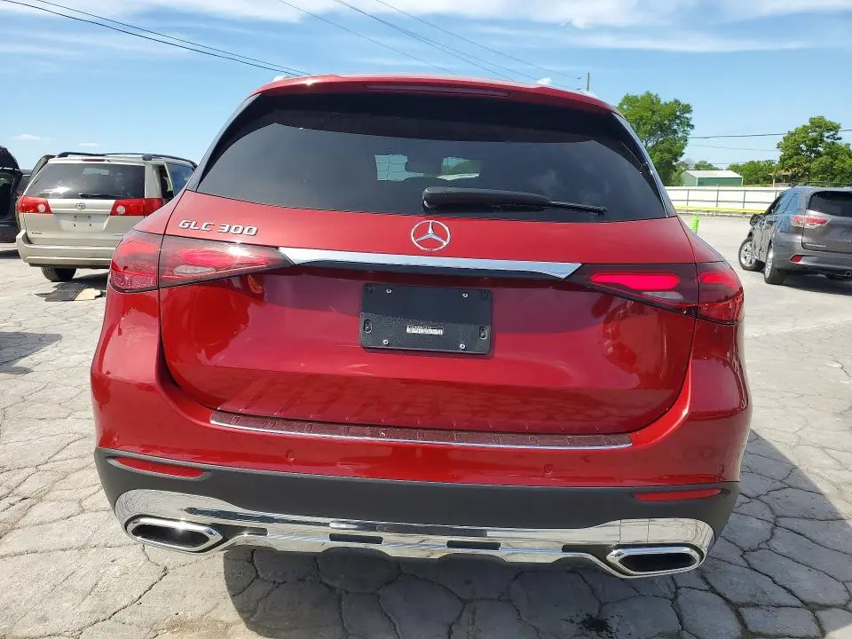 2024 MERCEDES-BENZ GLC 300  