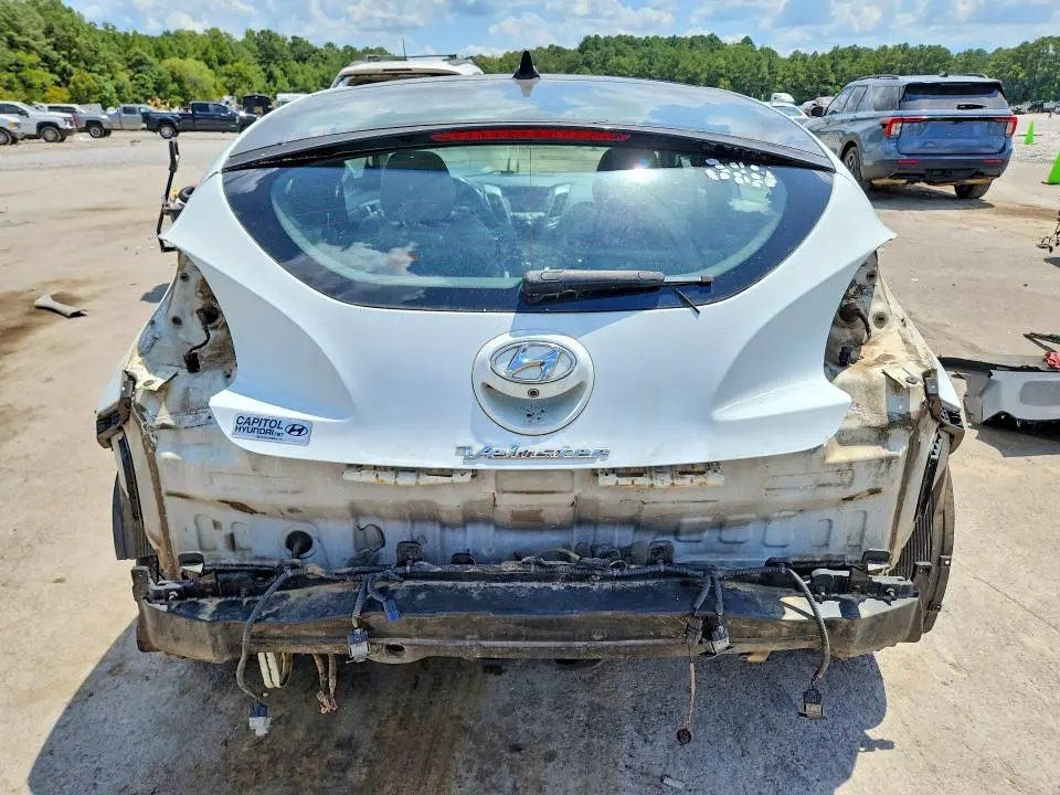 2013 HYUNDAI VELOSTER BASE  