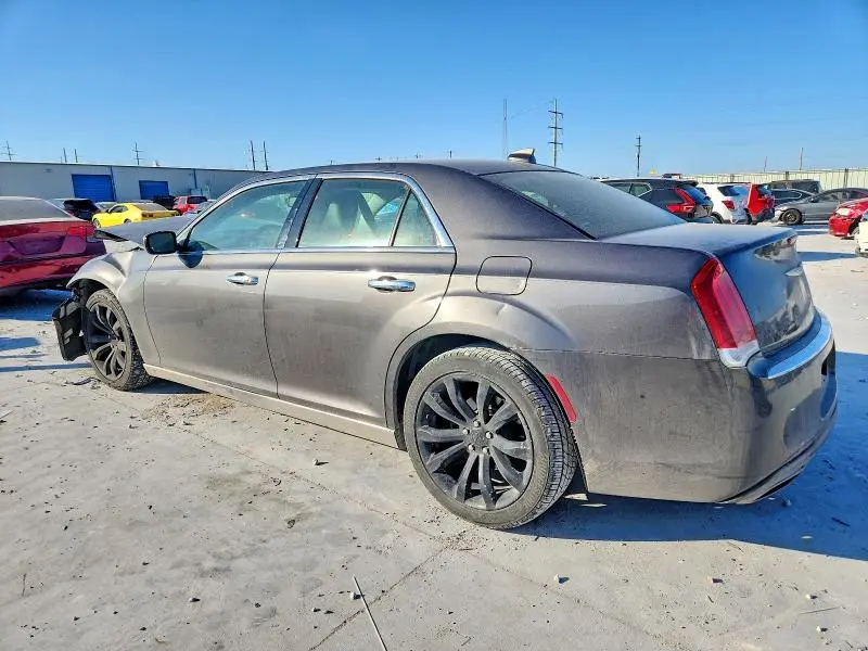 2019 CHRYSLER 300 LIMITED  