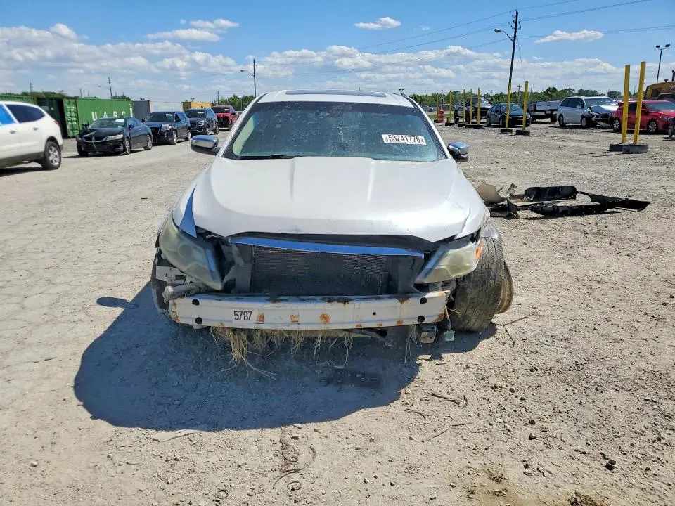 2010 FORD TAURUS LIMITED  