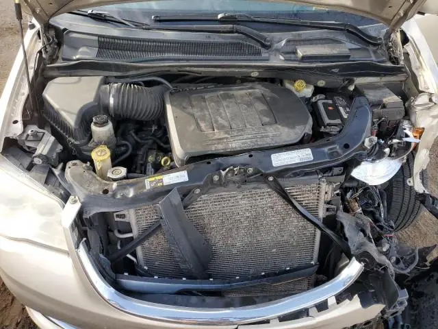 2013 CHRYSLER TOWN & COUNTRY TOURING  