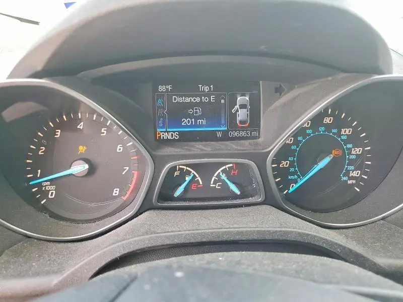 2016 FORD ESCAPE SE  