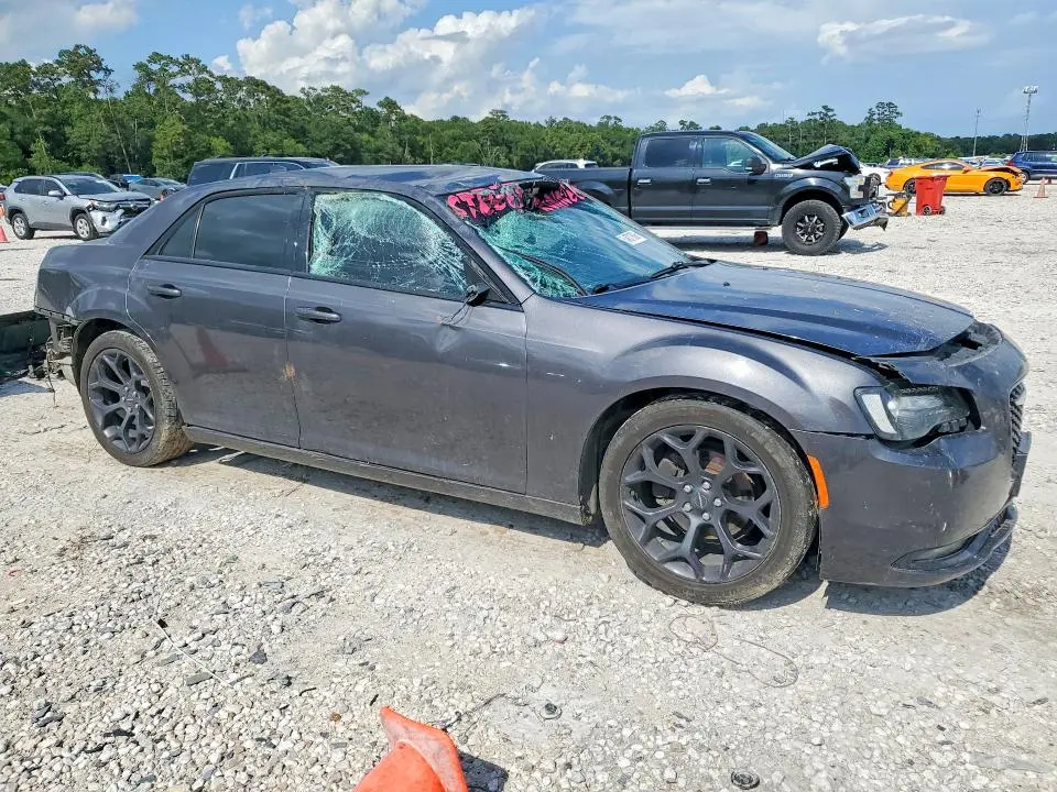 2019 CHRYSLER 300 S  