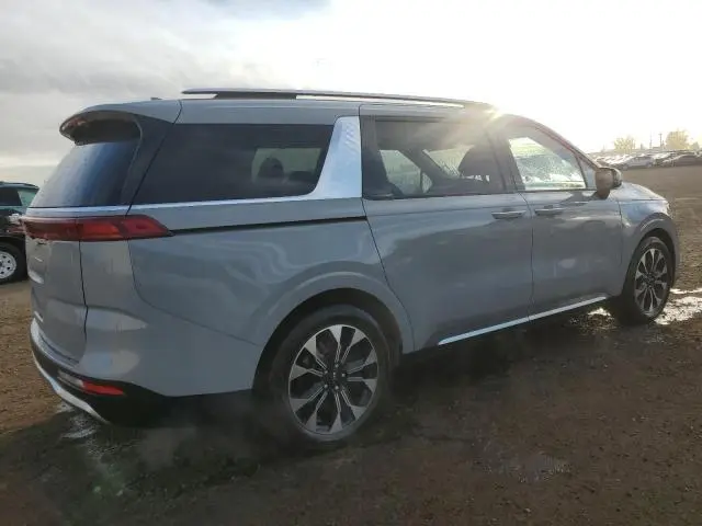 2022 KIA CARNIVAL EX  