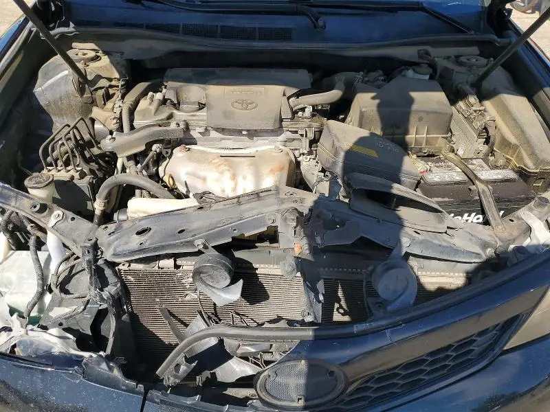 2014 TOYOTA CAMRY SE  