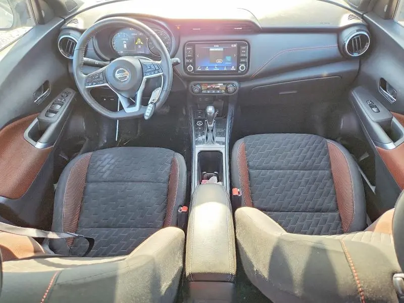 2021 NISSAN KICKS SR  