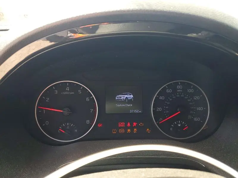 2022 KIA SELTOS EX  