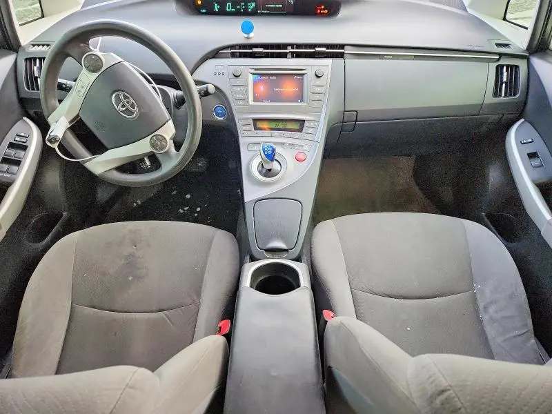 2013 TOYOTA PRIUS TWO  