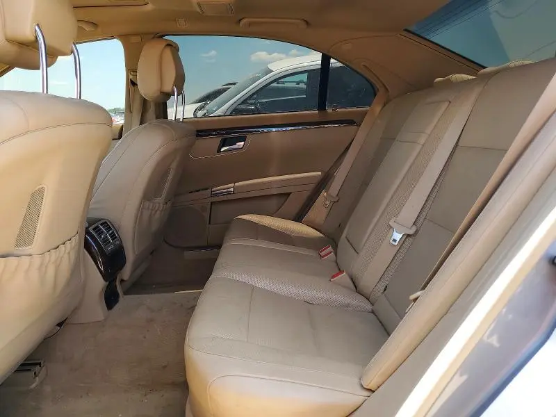 2013 MERCEDES-BENZ S 550  