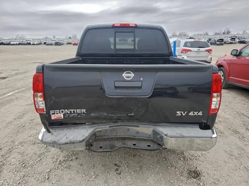 2015 NISSAN FRONTIER S  