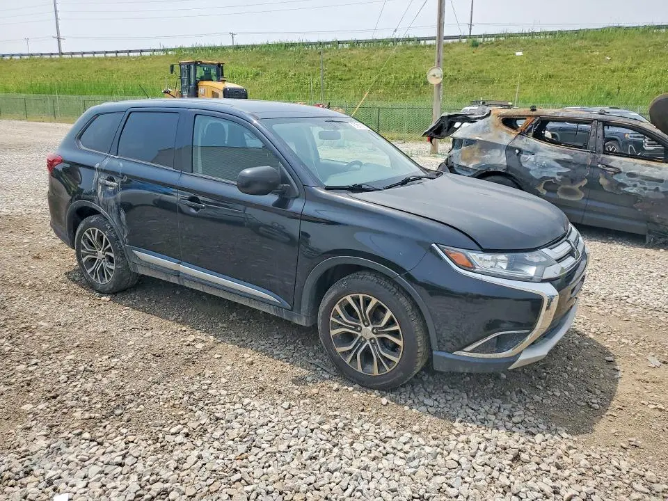 2016 MITSUBISHI OUTLANDER SE  