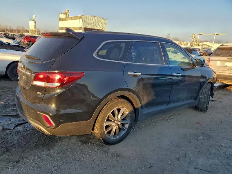 2017 HYUNDAI SANTA FE SE  