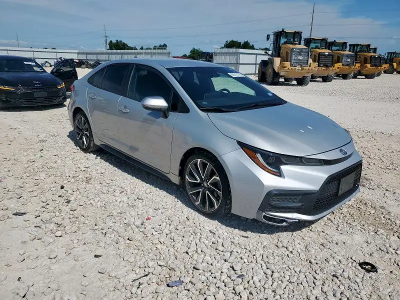 2020 TOYOTA COROLLA SE  