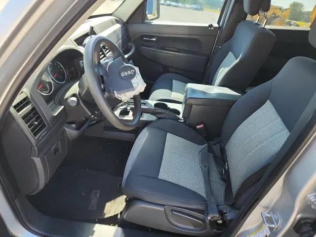 2010 JEEP LIBERTY SPORT  