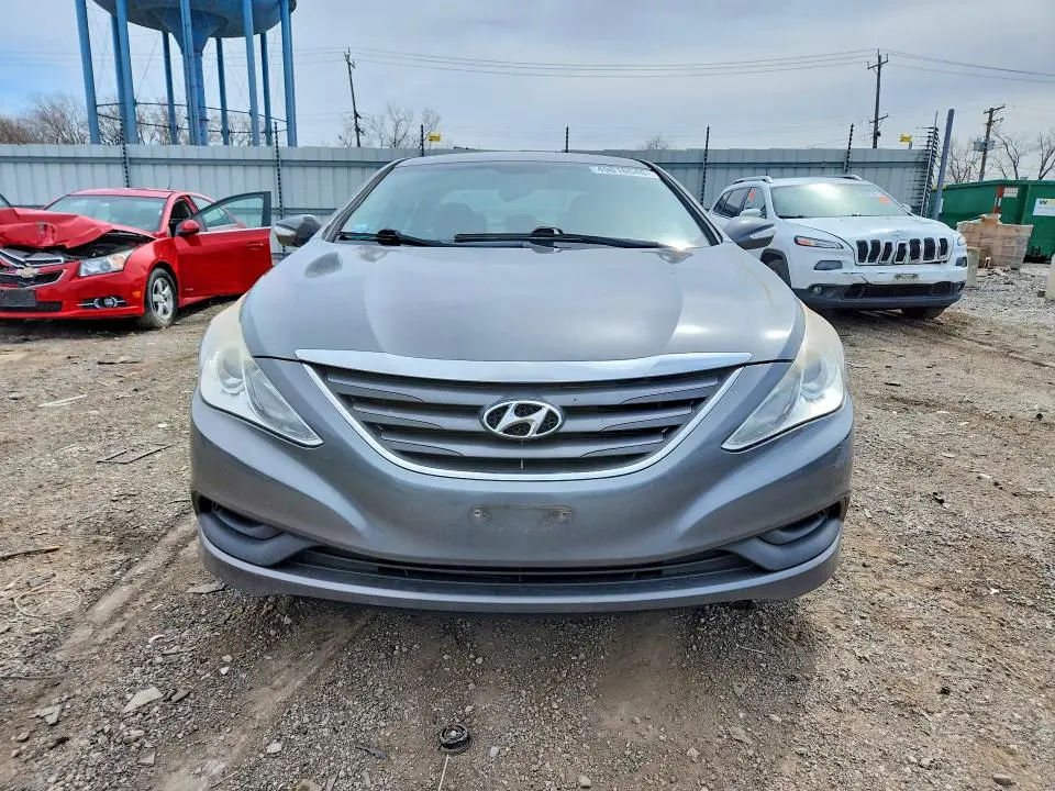 2014 HYUNDAI SONATA GLS  