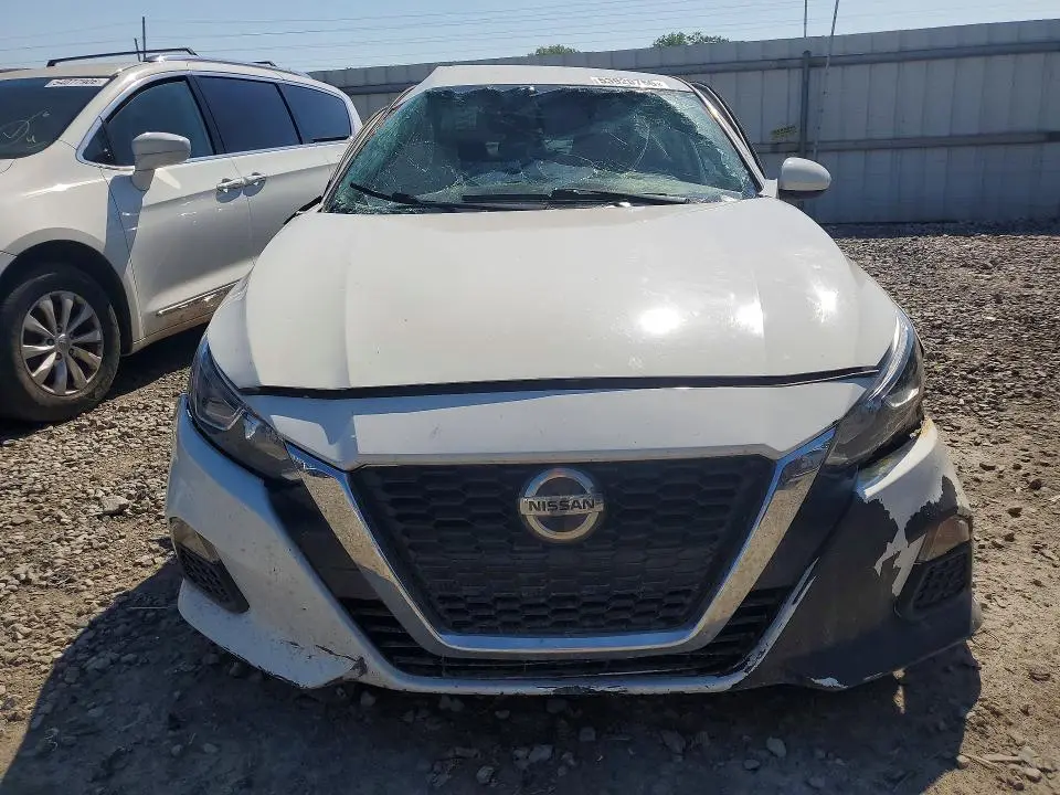 2019 NISSAN ALTIMA S  
