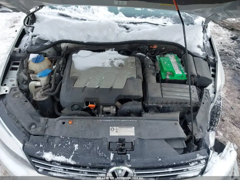 2011 VOLKSWAGEN JETTA 2.0L TDI