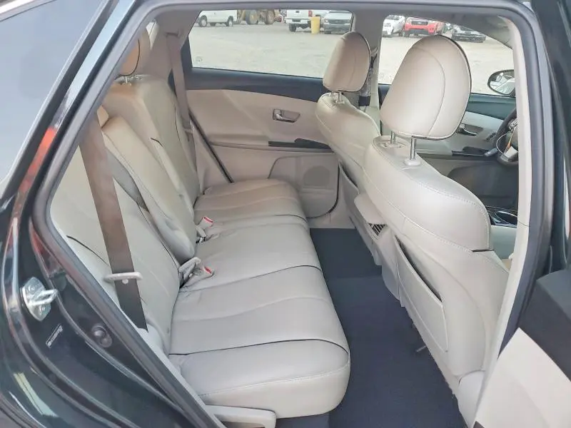 2015 TOYOTA VENZA XLE  