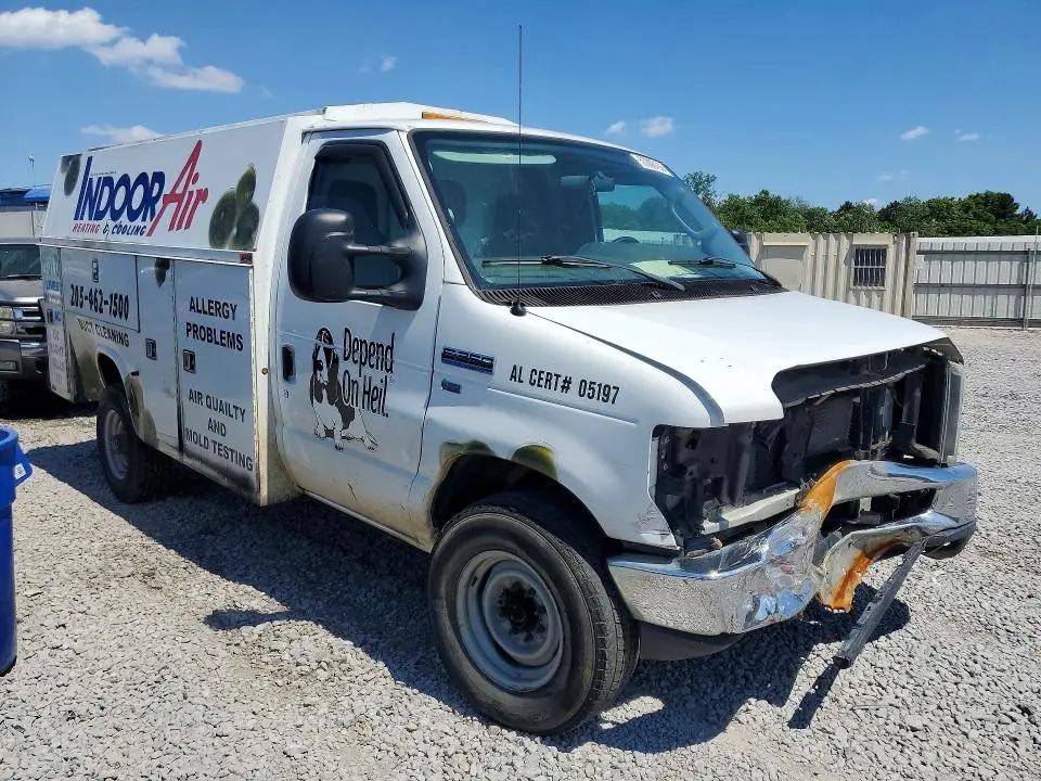2011 FORD ECONOLINE E350 SUPER DUTY CUTAWAY VAN  