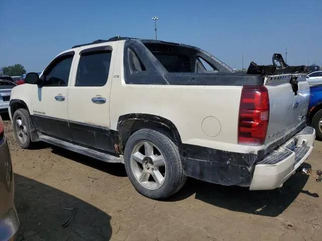 2011 CHEVROLET AVALANCHE LTZ  