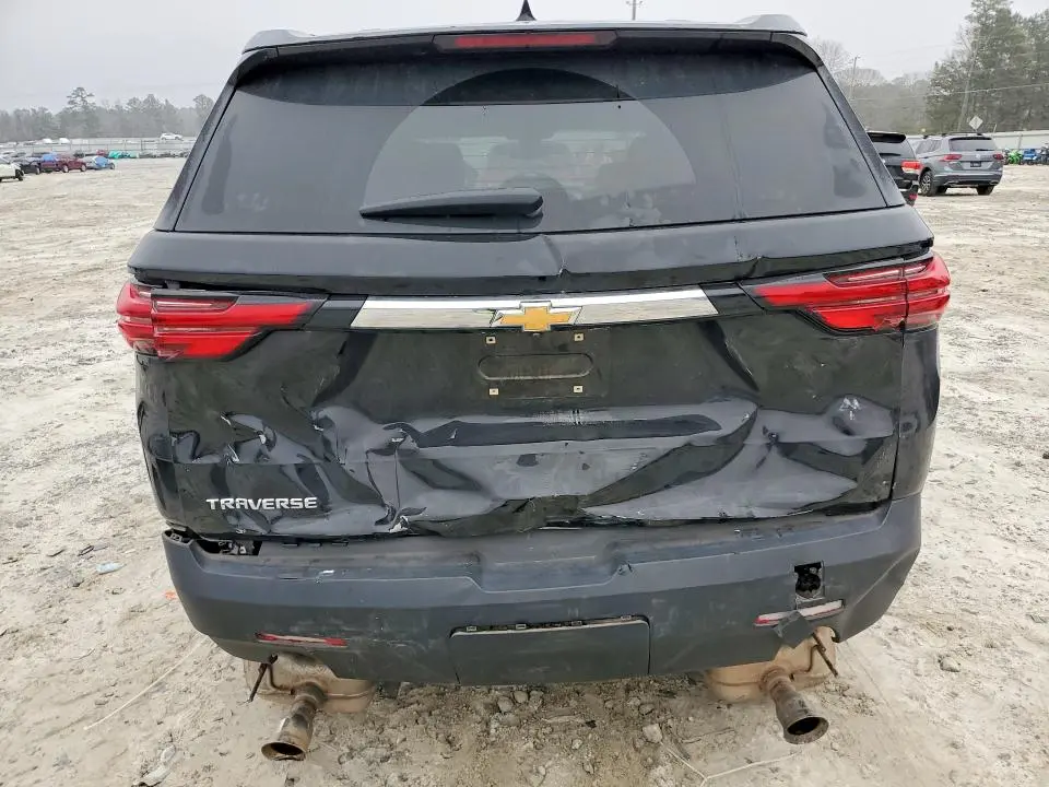2023 CHEVROLET TRAVERSE LS  