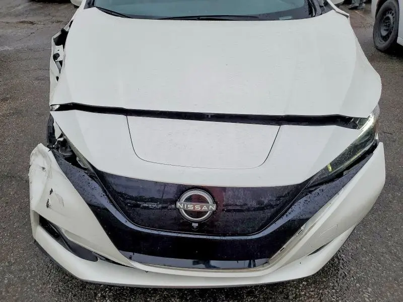 2024 NISSAN LEAF SV PLUS  