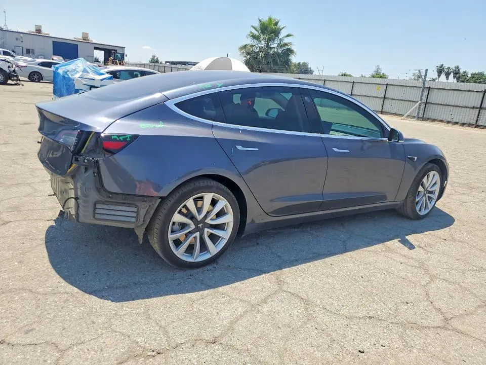 2018 TESLA MODEL 3   