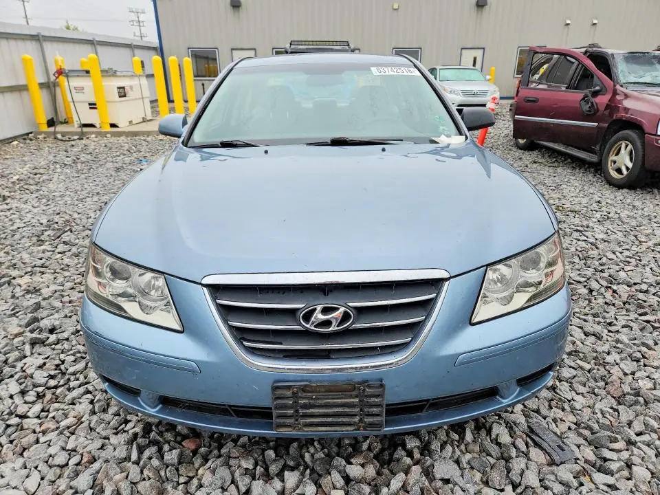 2010 HYUNDAI SONATA GLS  