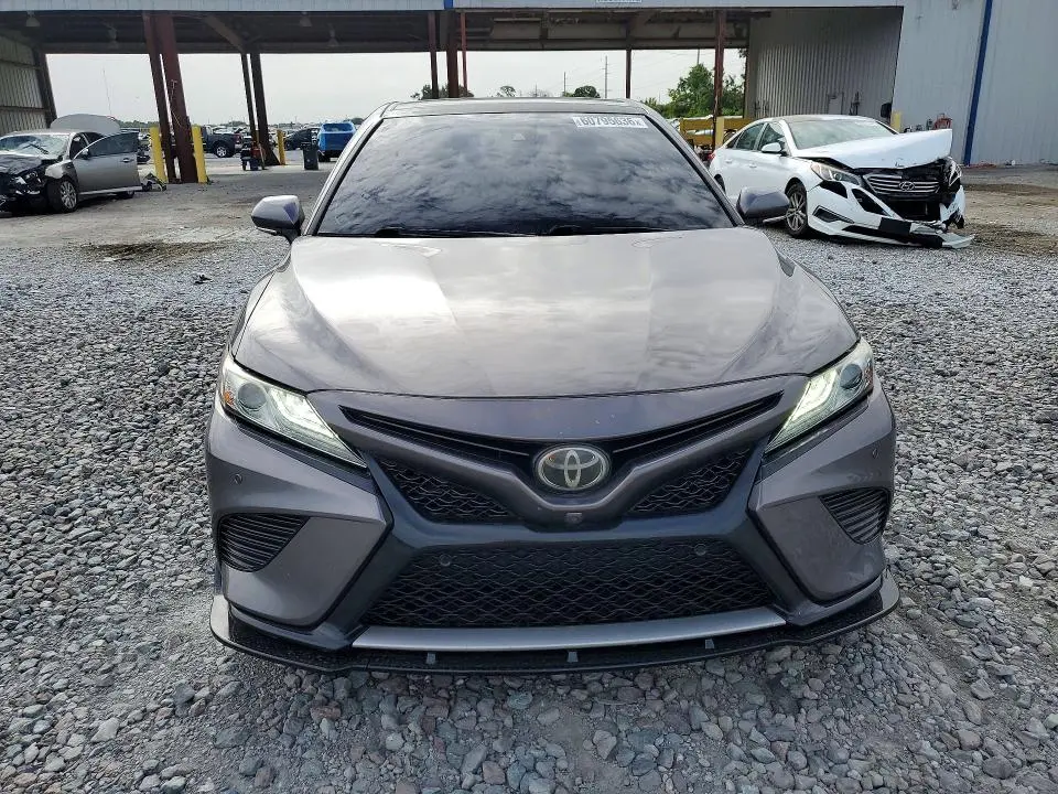 2018 TOYOTA CAMRY XSE  