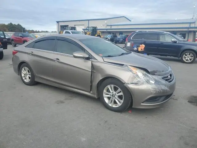 2014 HYUNDAI SONATA GLS  
